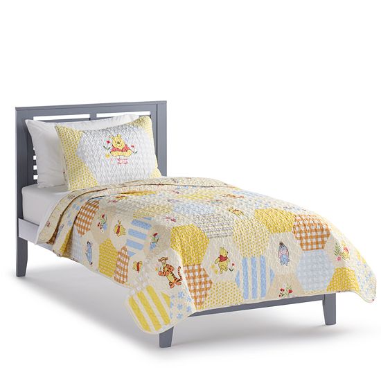  The Big One® Disney's Winnie The Pooh Quilt Set With Shams