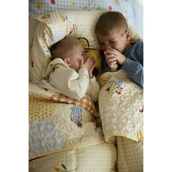  The Big One® Disney's Winnie The Pooh Quilt Set With Shams